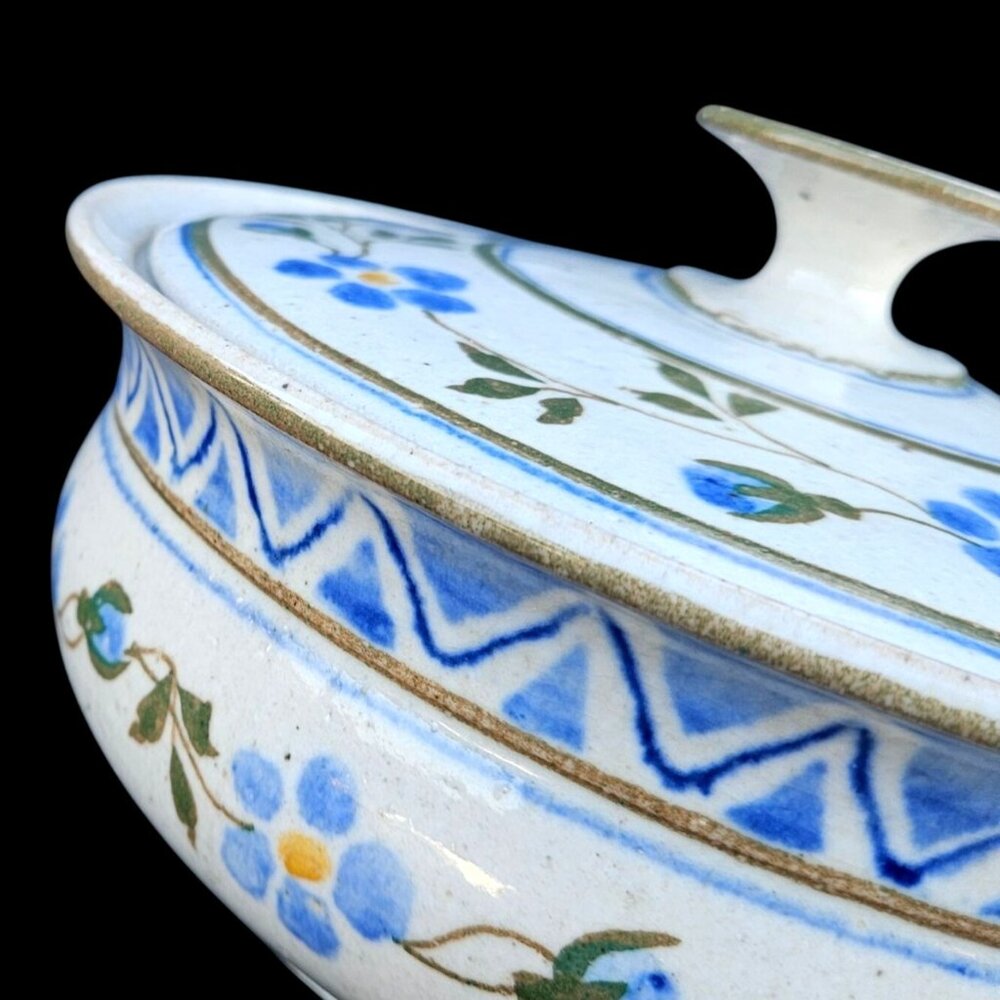 Vintage Studio Pottery Stoneware Ceramic Caserole with Lid Signed Gisela 1979 - Picture 2 of 14